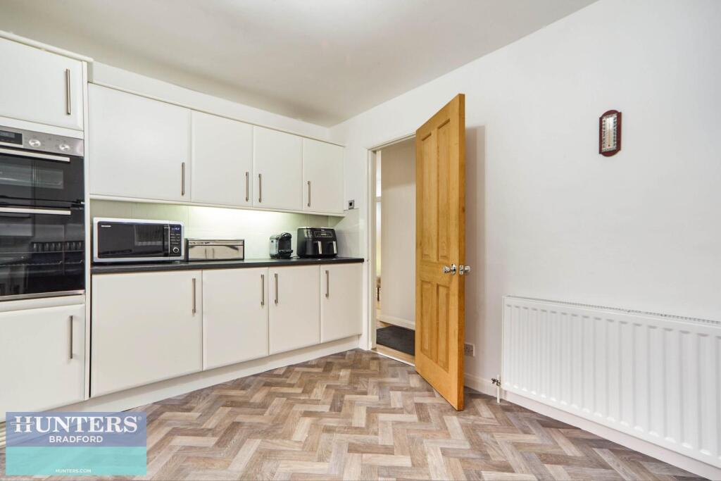 Additional image 13 of Crow Tree Lane , Bradford, BD8 0AN