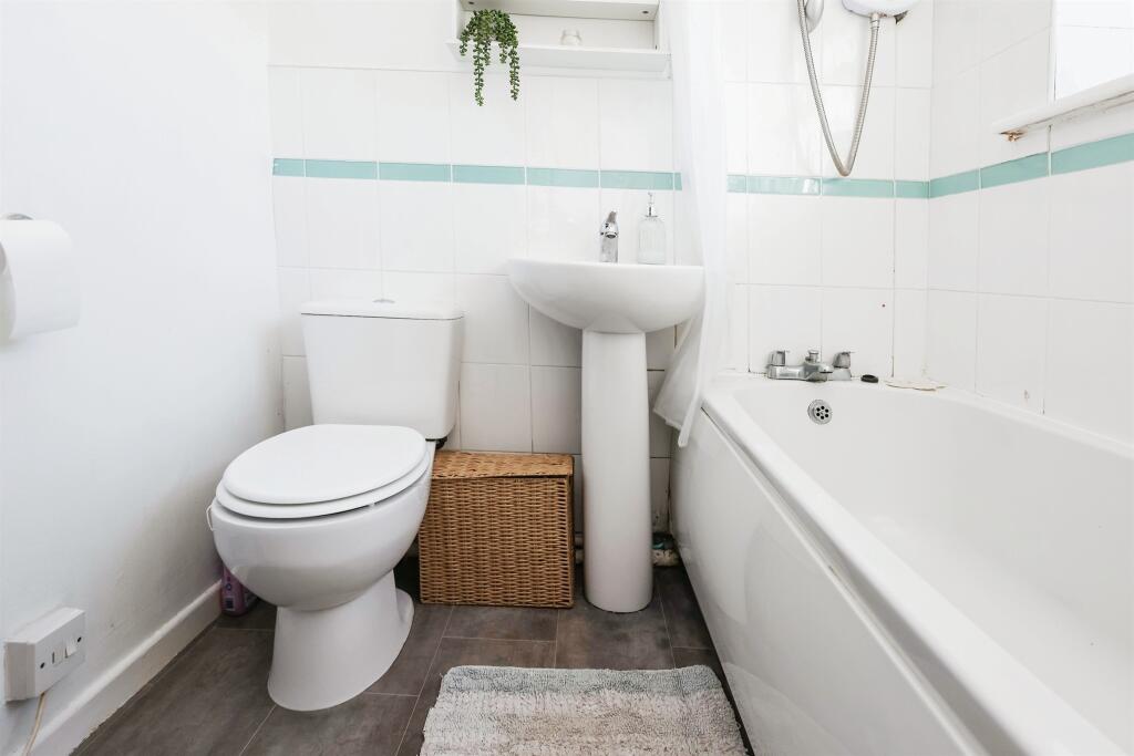 Additional image 6 of Apperley Way, Halesowen