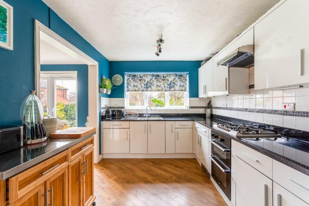 Additional image 5 of Stag Close, Henfield