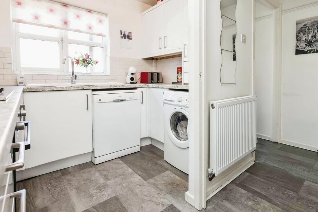 Additional image 4 of Pinewoods, Northfield, Birmingham, West Midlands, B31