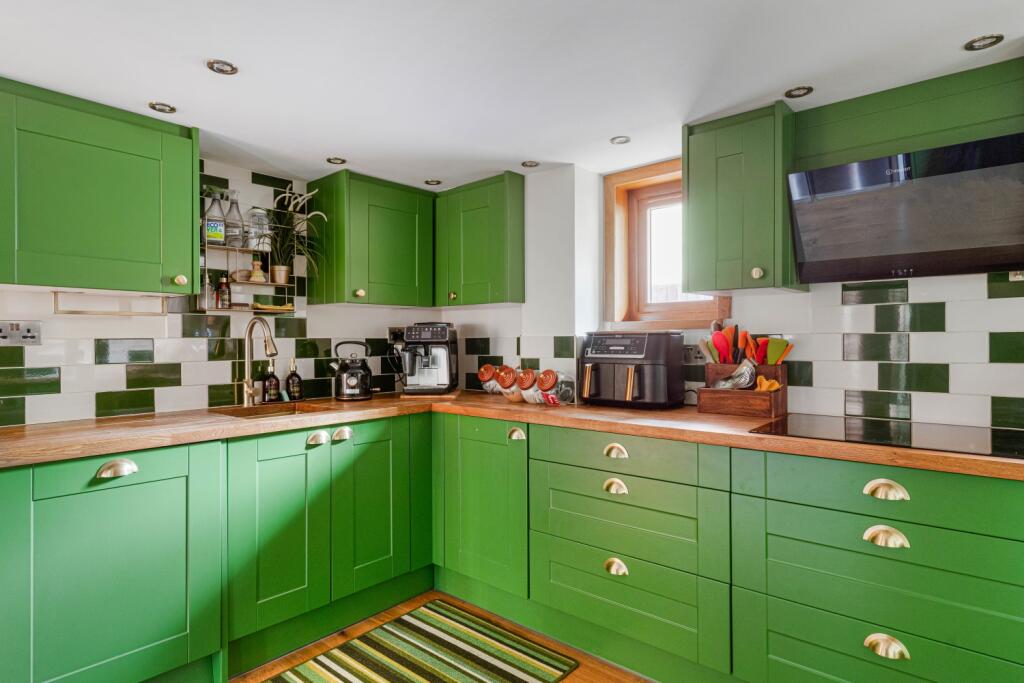 Additional image 20 of Digswell Park Road, Welwyn Garden City, Hertfordshire, AL8