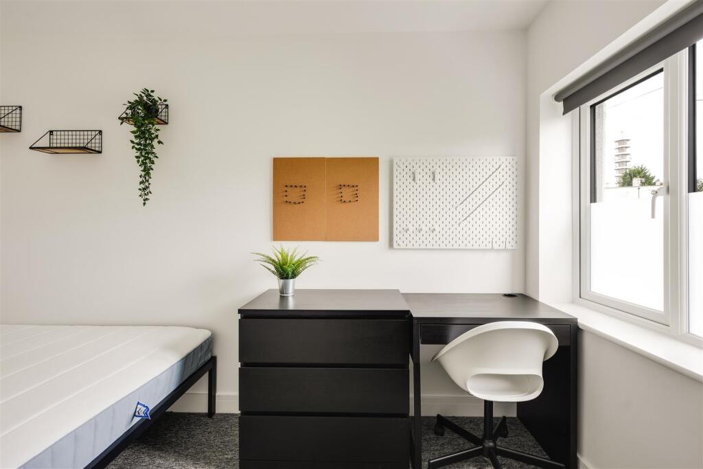 Additional image 31 of Orpen Gardens, Bristol