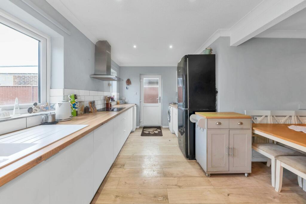 Additional image 5 of Bendyshe Way, Barrington, CB22