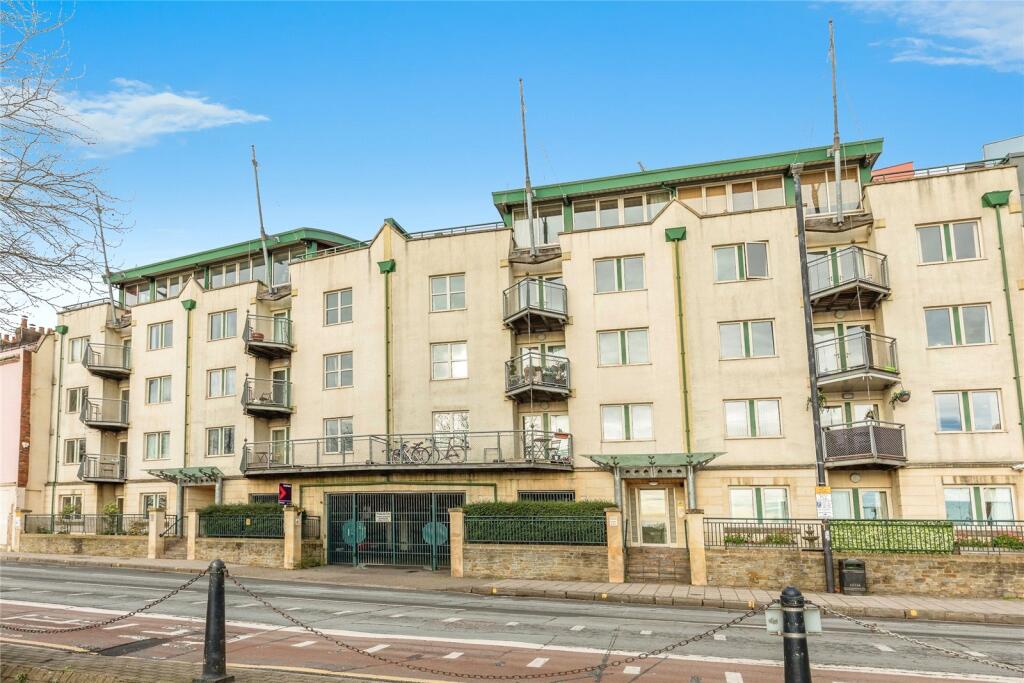 Hotwell Road, Bristol, BS8