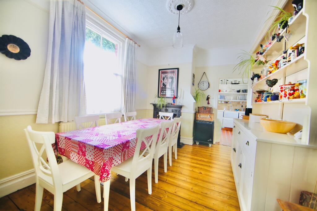 Additional image 11 of Roath Court Road, Cardiff