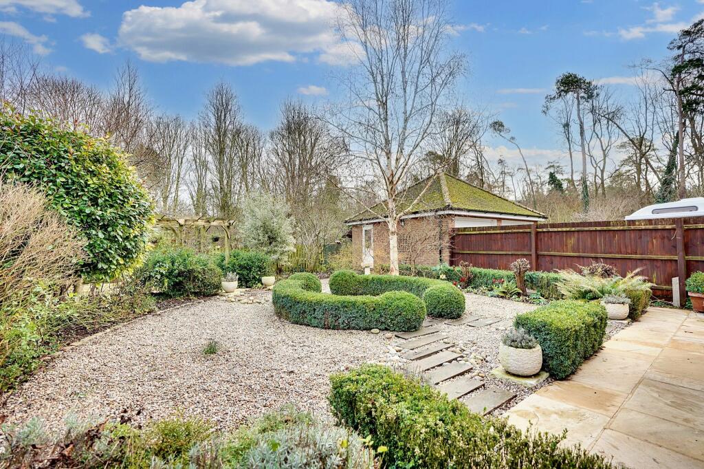 Additional image 4 of Meadow Lane, Newmarket, CB8