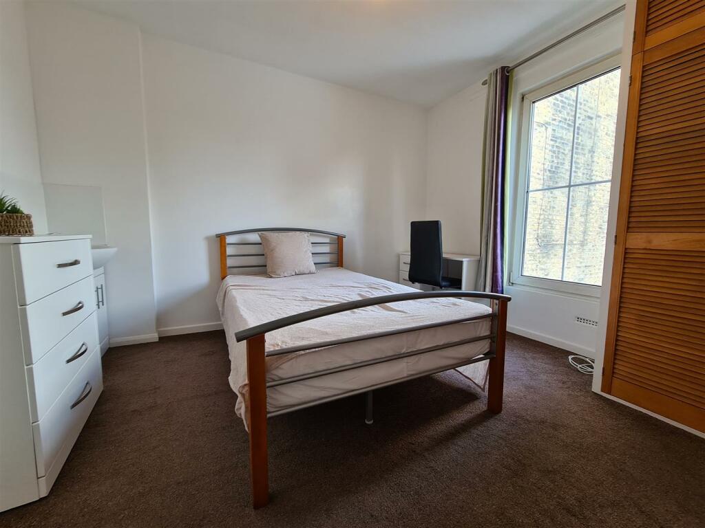 Additional image 8 of 30 Newmarket Road, Cambridge, CB5 8DT