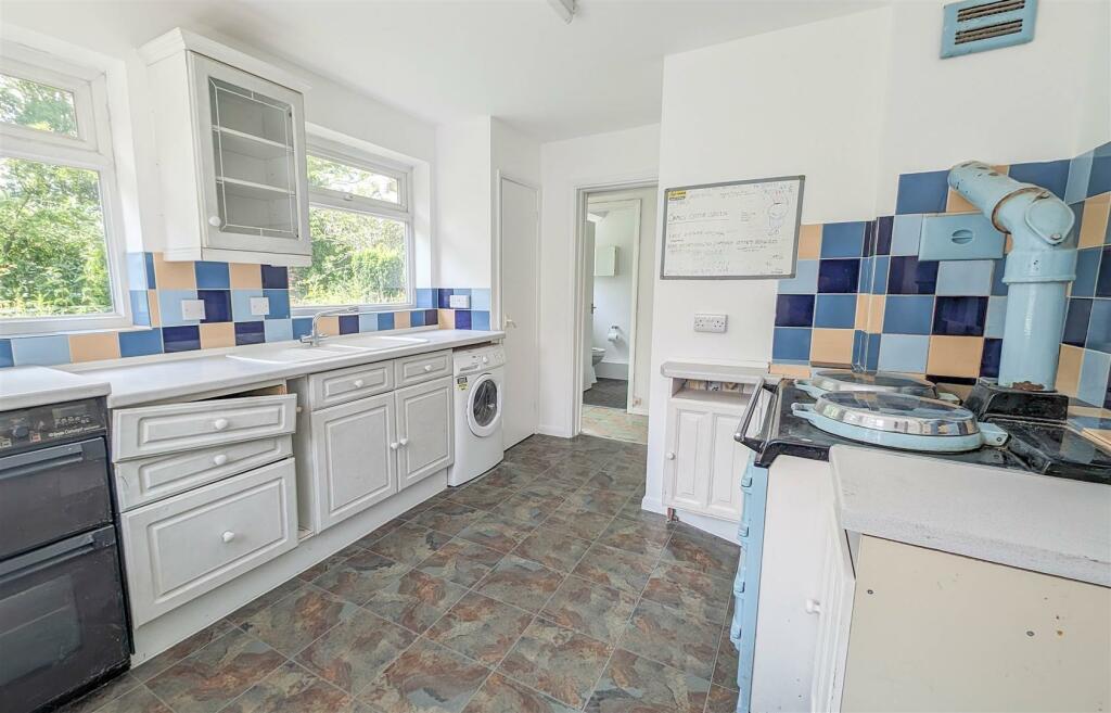 Additional image 4 of The Street, Lidgate