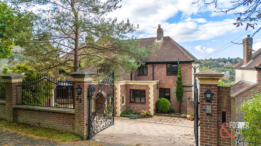 Additional image 40 of Surrenden Crescent, Brighton