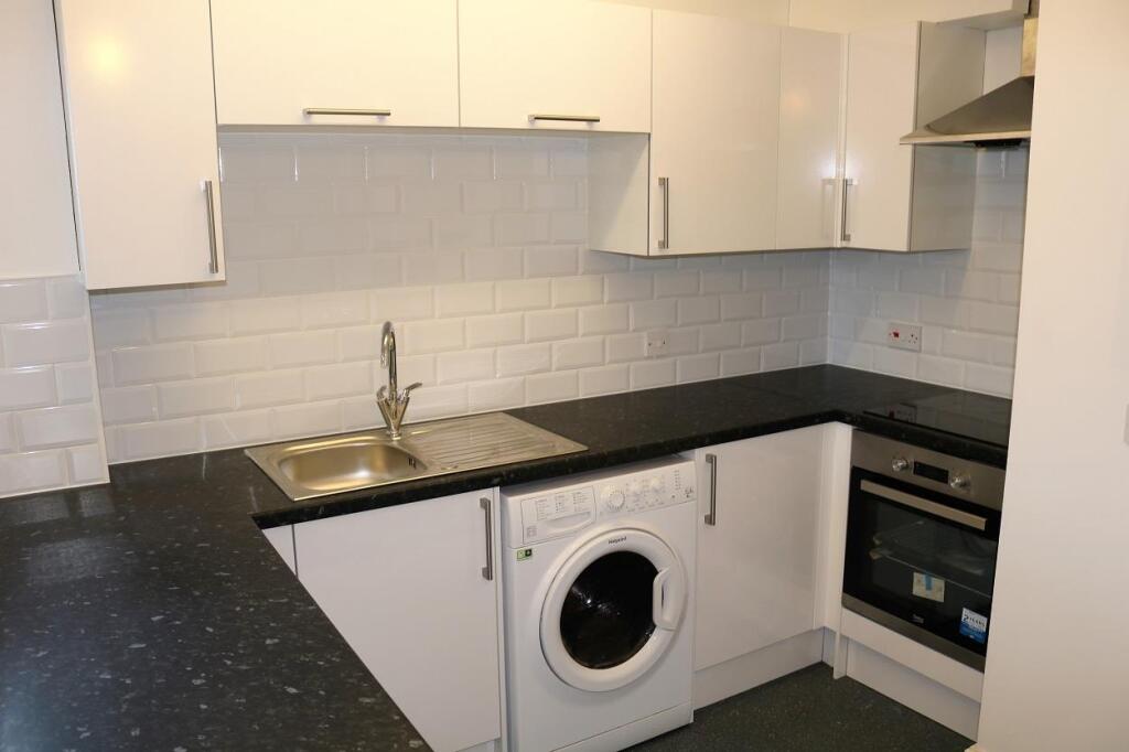 Additional image 3 of Room 3, 33 Mill Road, Cambridge
