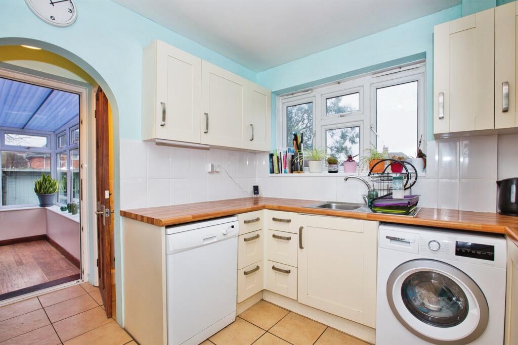 Additional image 6 of Hillcrest Road, YEOVIL