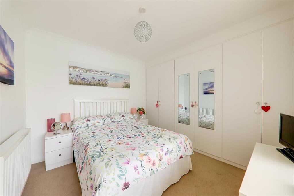 Additional image 15 of Alinora Crescent, Goring-By-Sea, Worthing