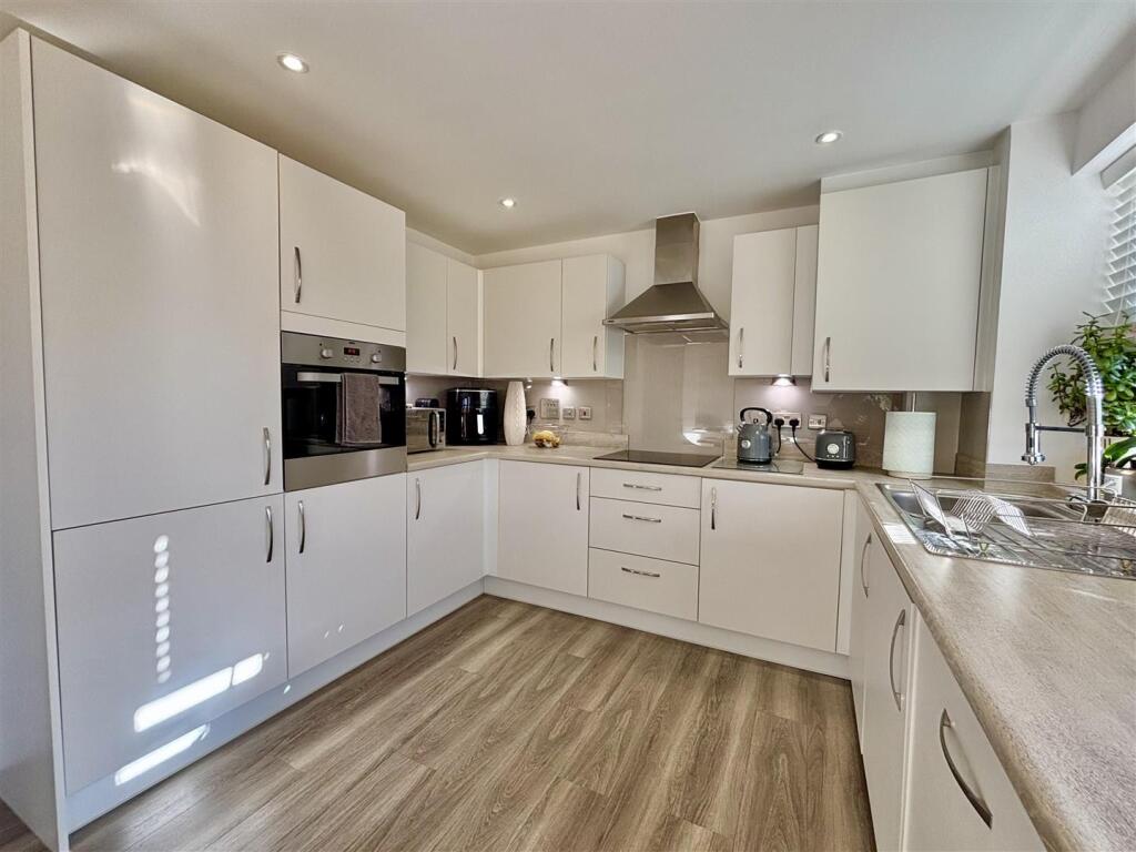 Additional image 3 of Martletts Close, Peacehaven