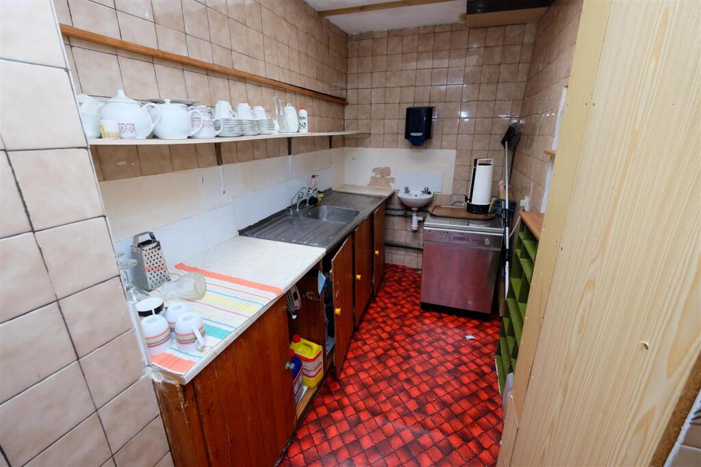 Additional image 25 of HUTTON COURT | NORTH SOMERSET