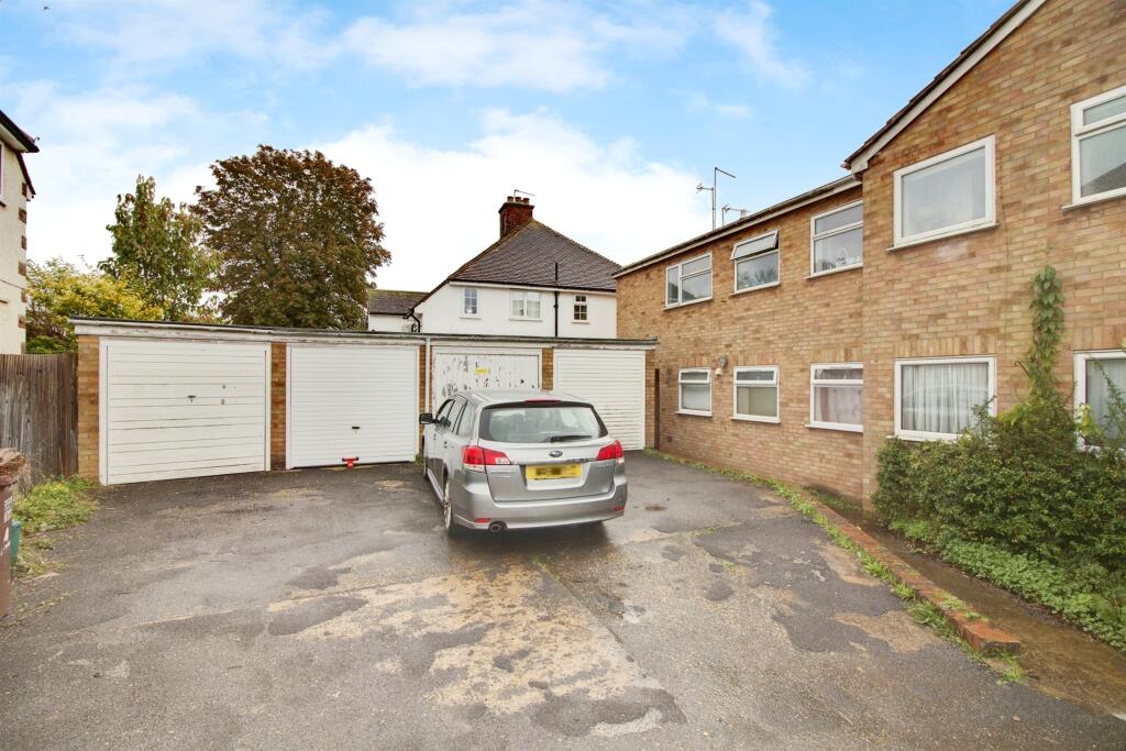 Additional image 16 of Woodside Road, WELWYN