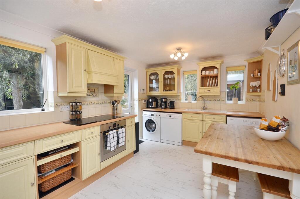 Additional image 7 of Grasmere Close, Eastbourne