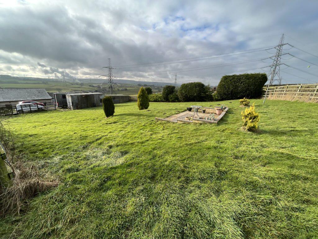 Additional image 10 of Equestrian Property for Sale – Five Acre Farm, Dean Lane, Thornton, Bradford, BD13 3RZ
