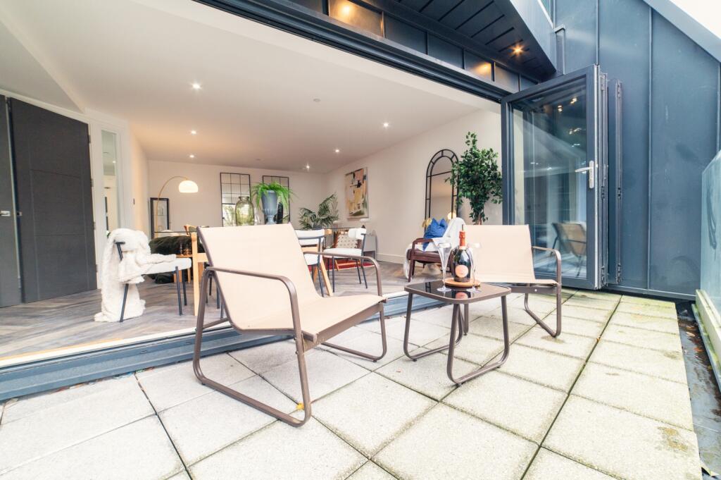 Additional image 14 of Park Place, City Centre