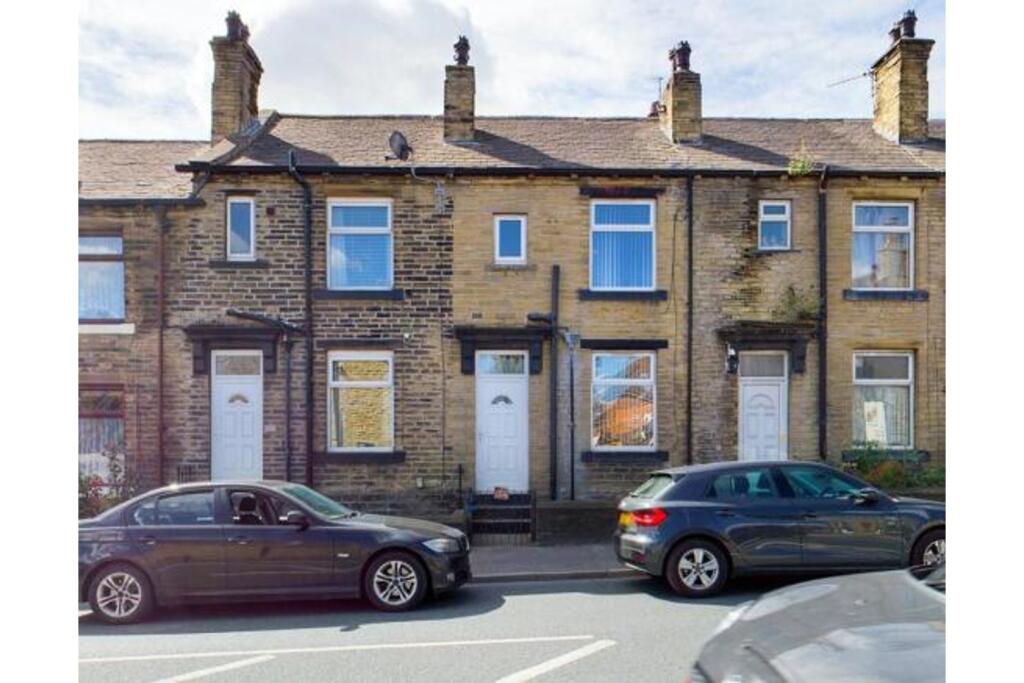 Additional image 3 of Cleckheaton Road, Bradford, BD12