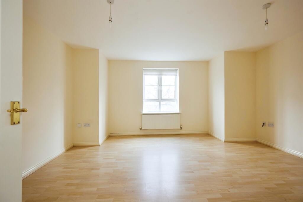 Additional image 18 of Tithe Court, Yeovil