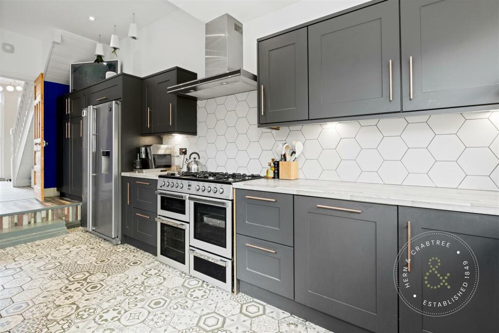 Additional image 4 of Clodien Avenue, Cardiff