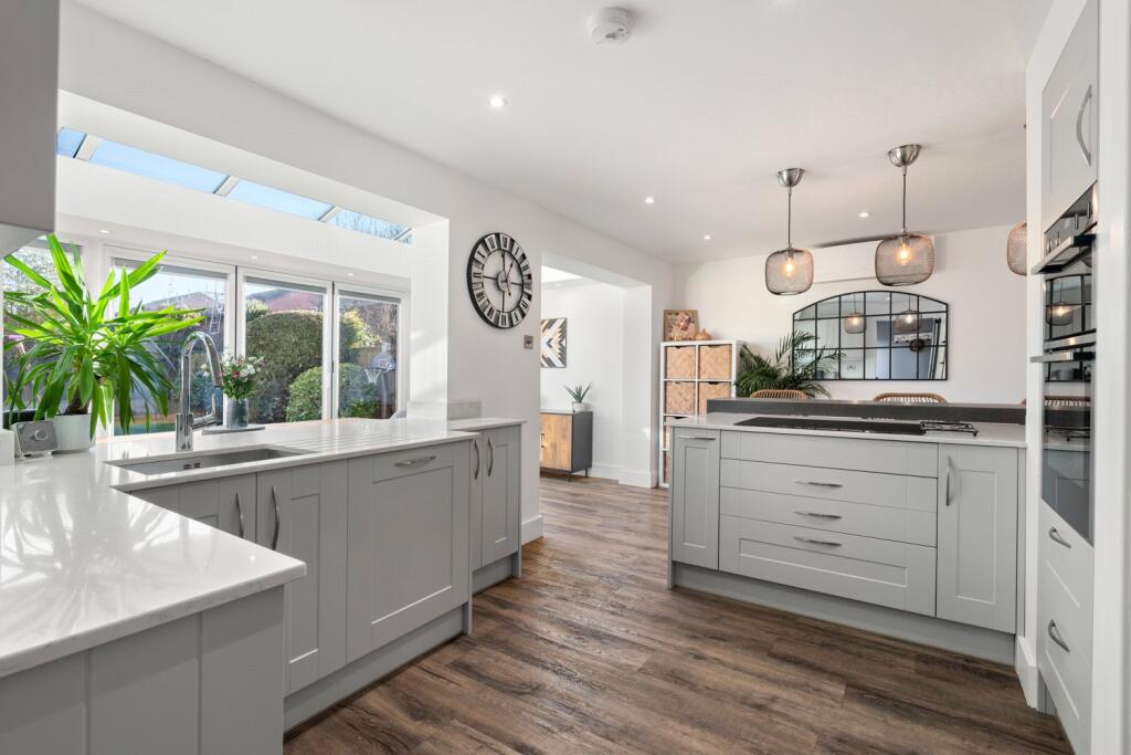 Additional image 3 of Weavers Close, West Moors, Ferndown, Dorset, BH22