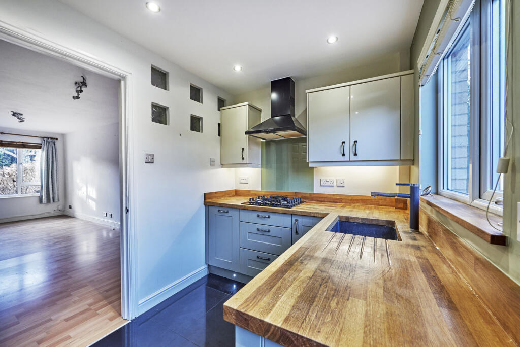 Additional image 4 of The Leys, St. Albans, Hertfordshire, AL4