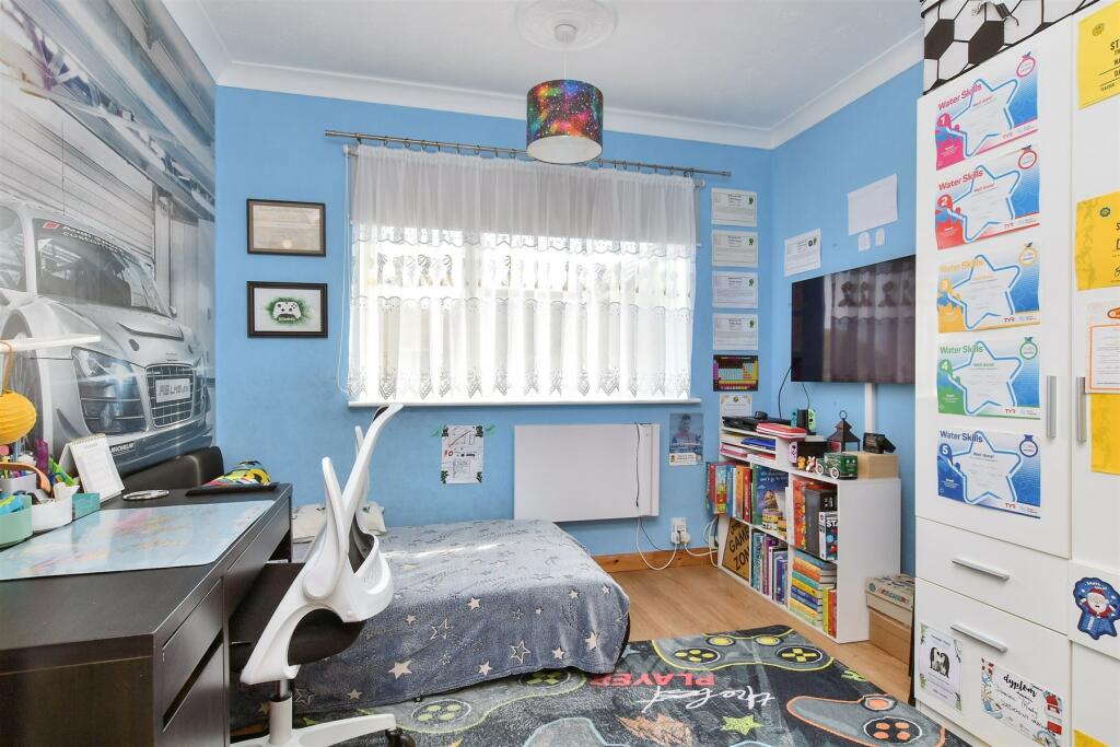 Additional image 6 of The Esplanade, Telscombe Cliffs, Peacehaven, East Sussex