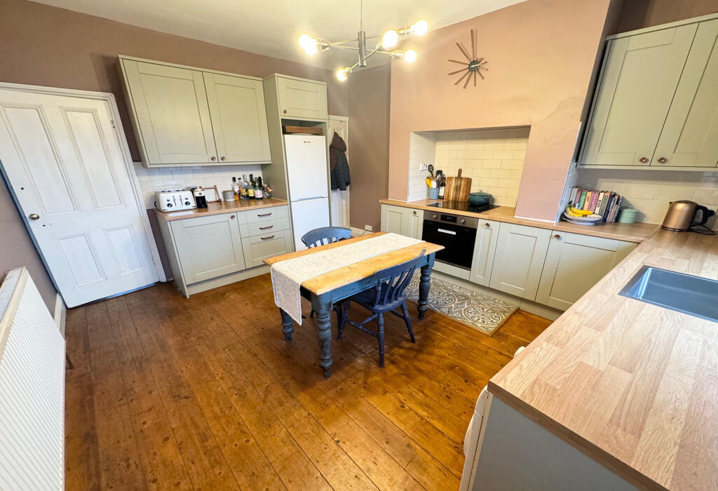 Additional image 4 of Clifton Place, Shipley, West Yorkshire
