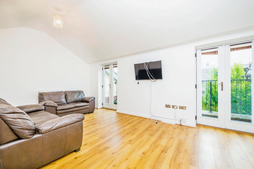 Additional image 5 of Romilly Crescent, Cardiff