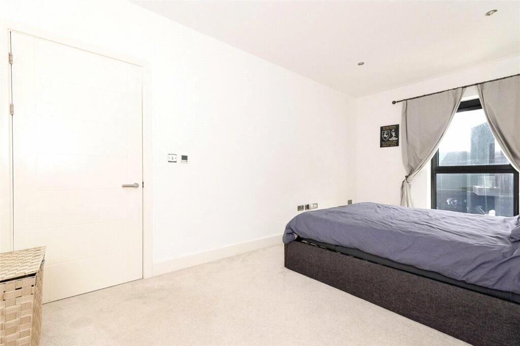 Additional image 10 of Bayscape, Watkiss Way, Cardiff Bay, CF11