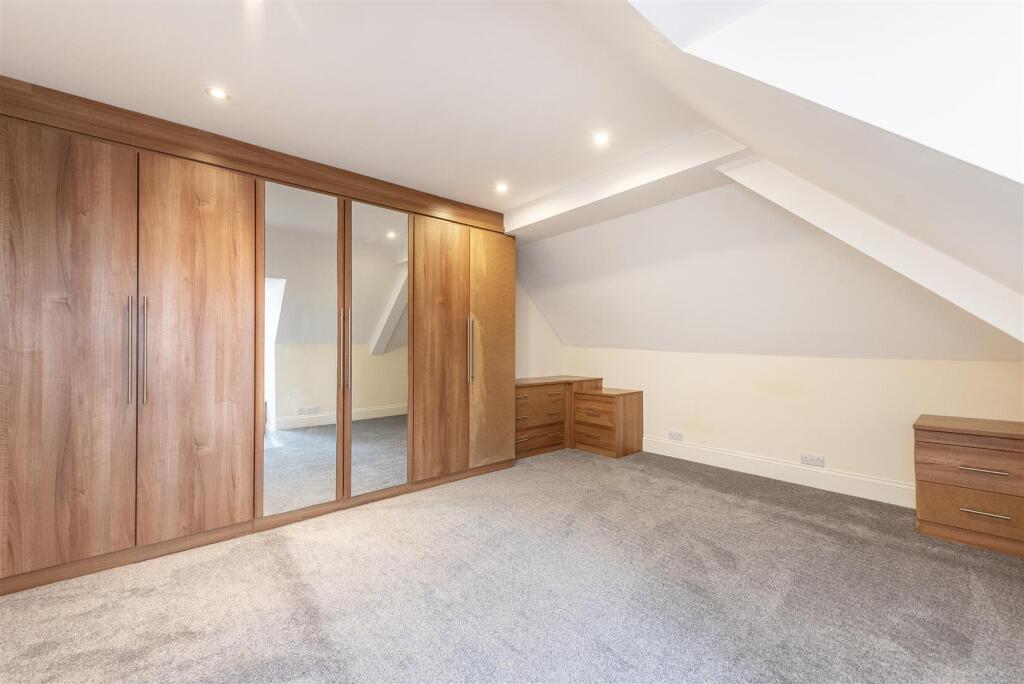 Additional image 7 of Kirkwick Avenue, Harpenden
