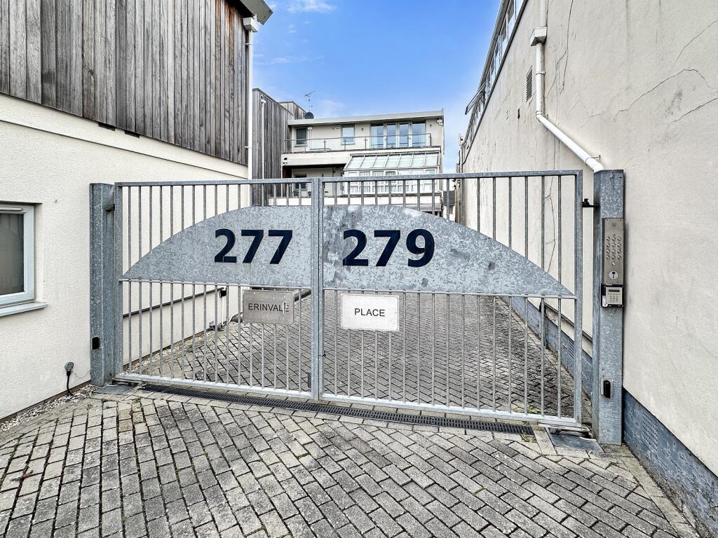 Additional image 6 of Lymington Road, Highcliffe, Dorset. BH23 5EB