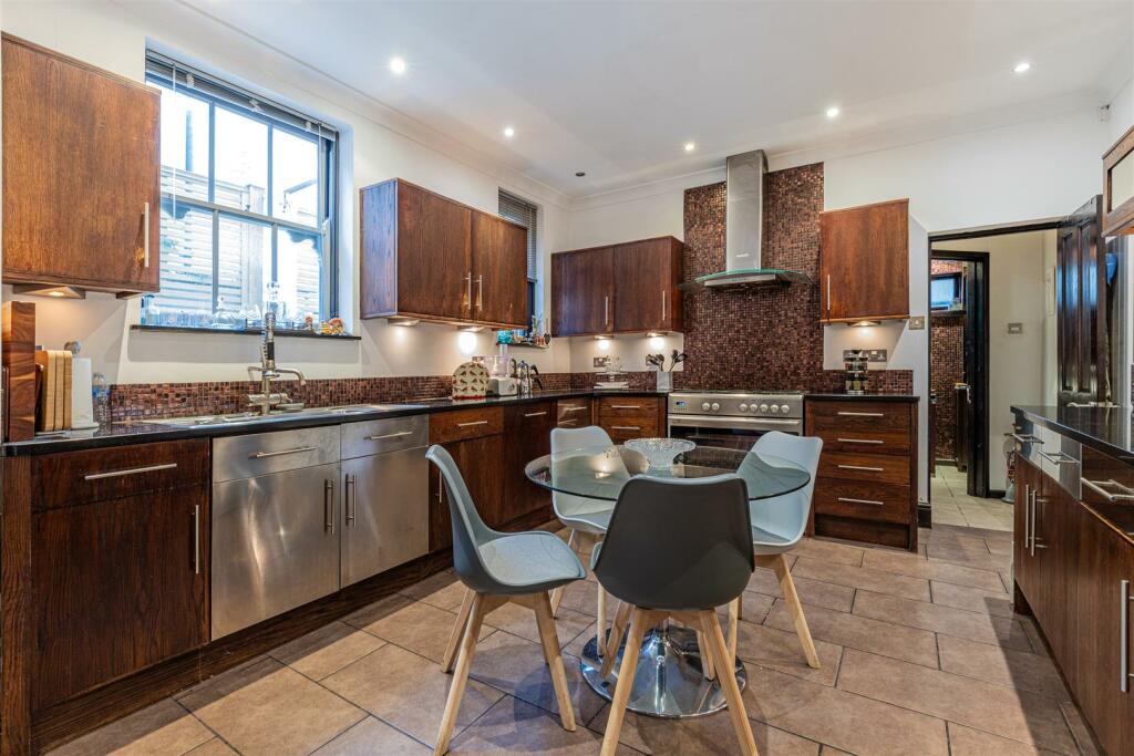 Additional image 11 of Ninian Road, Cardiff