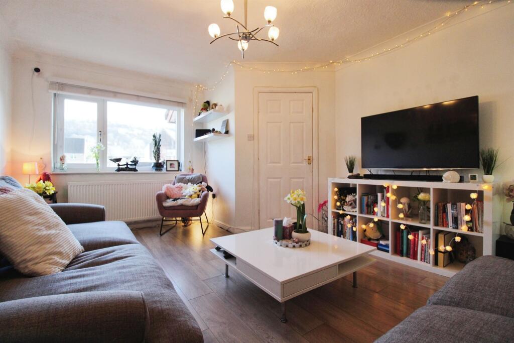 Additional image 4 of Southglade, Gwaelod-Y-Garth, Cardiff