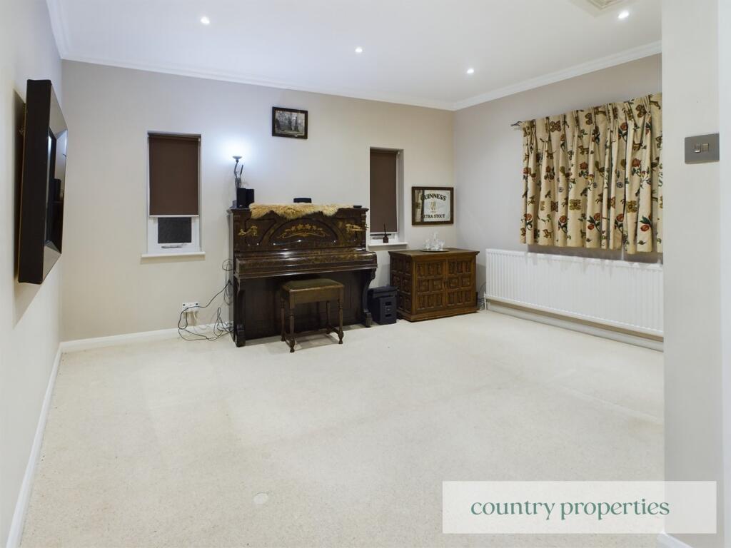 Additional image 35 of Purcell Close, Tewin, Welwyn, AL6