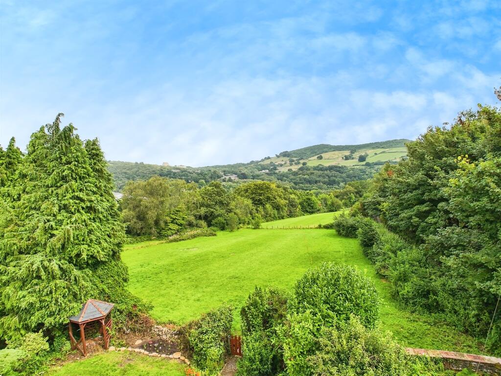 Additional image 26 of Glebeland Cottages, Gwaelod-Y-Garth, Cardiff