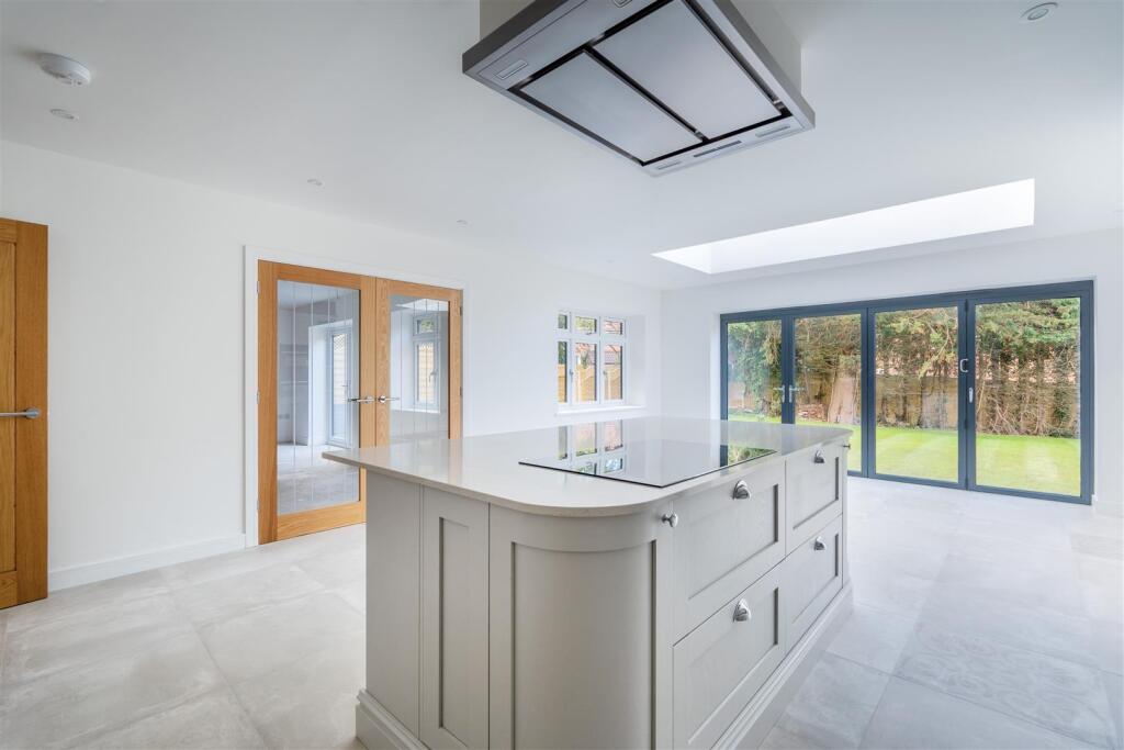 Additional image 4 of Parkhouse Lane, Keynsham, Bristol