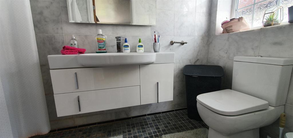 Additional image 39 of Hollybush Road, Cyncoed, Cardiff