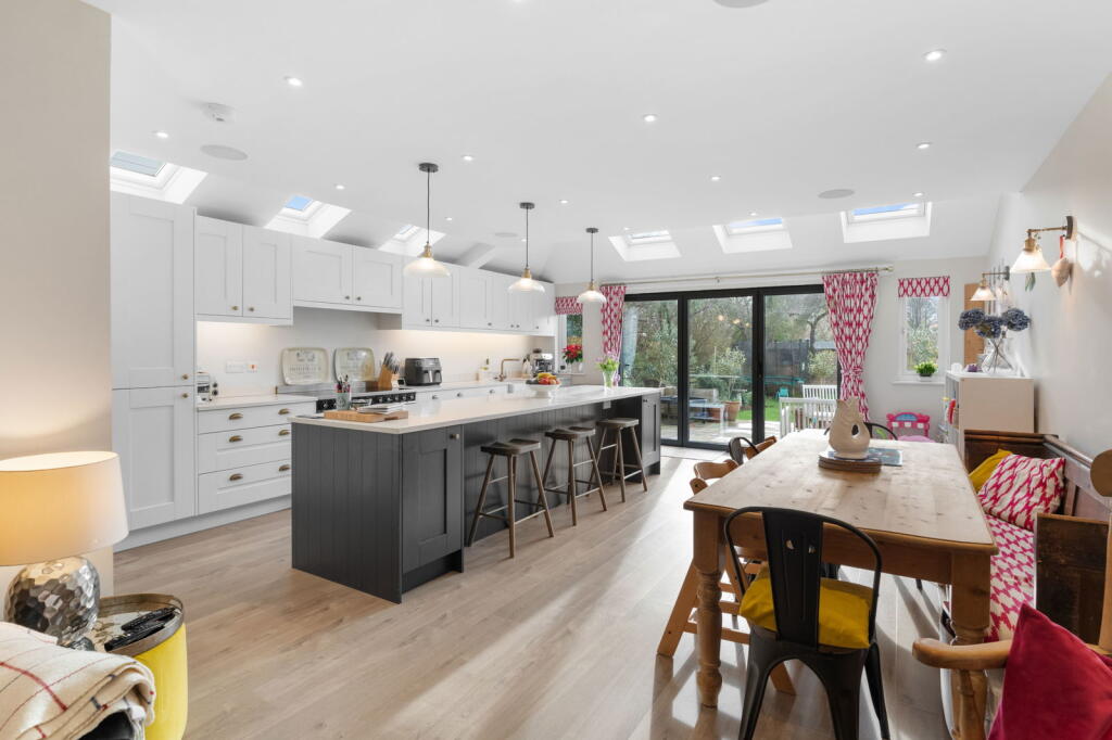 Additional image 24 of Summerhill Road, Saffron Walden
