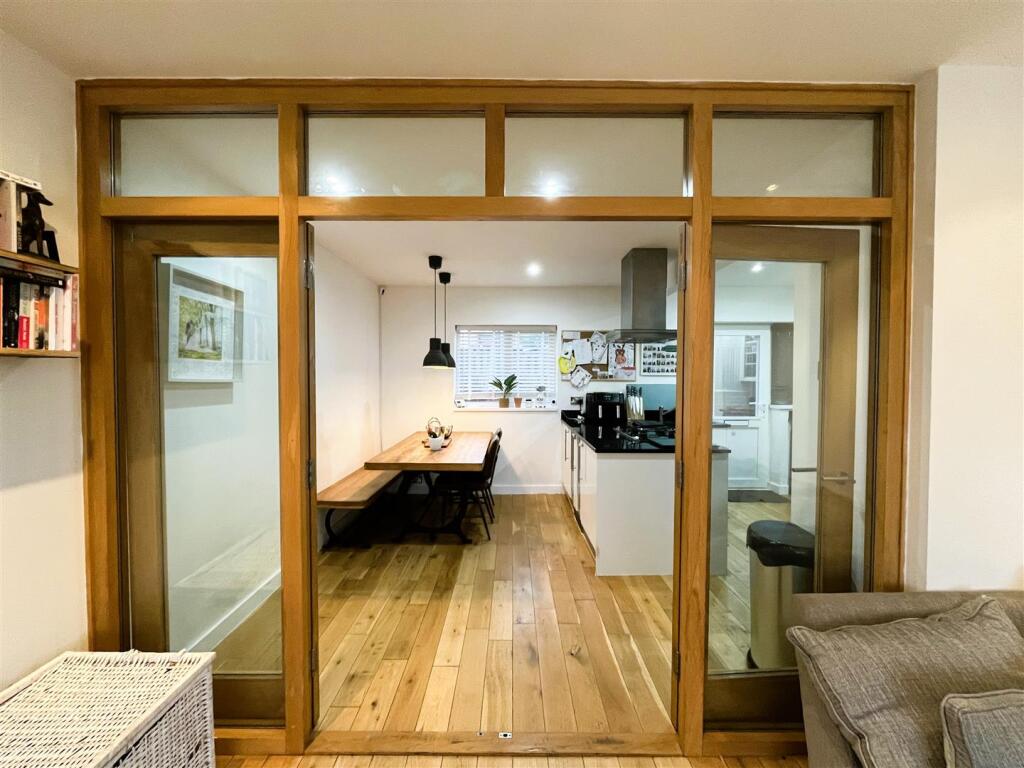 Additional image 9 of Whitehall Road, Wyke, Bradford