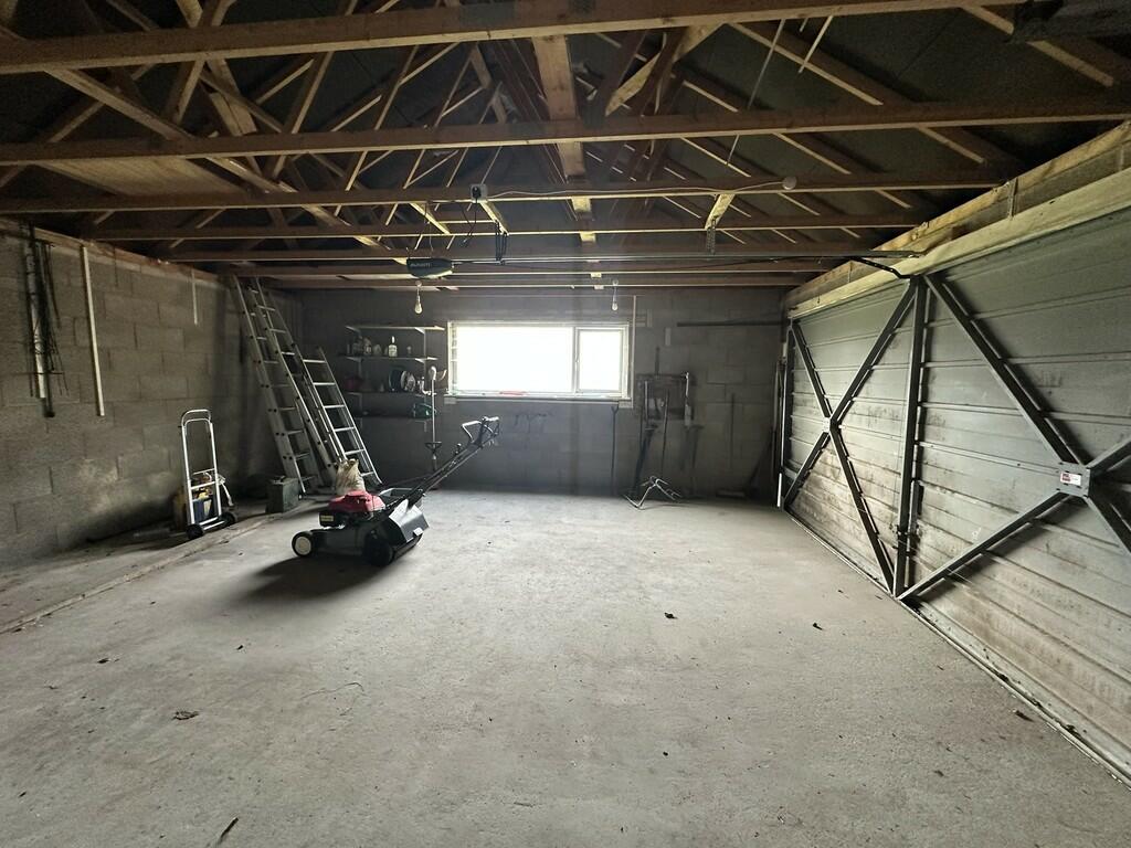 Additional image 25 of Camlann, Banks