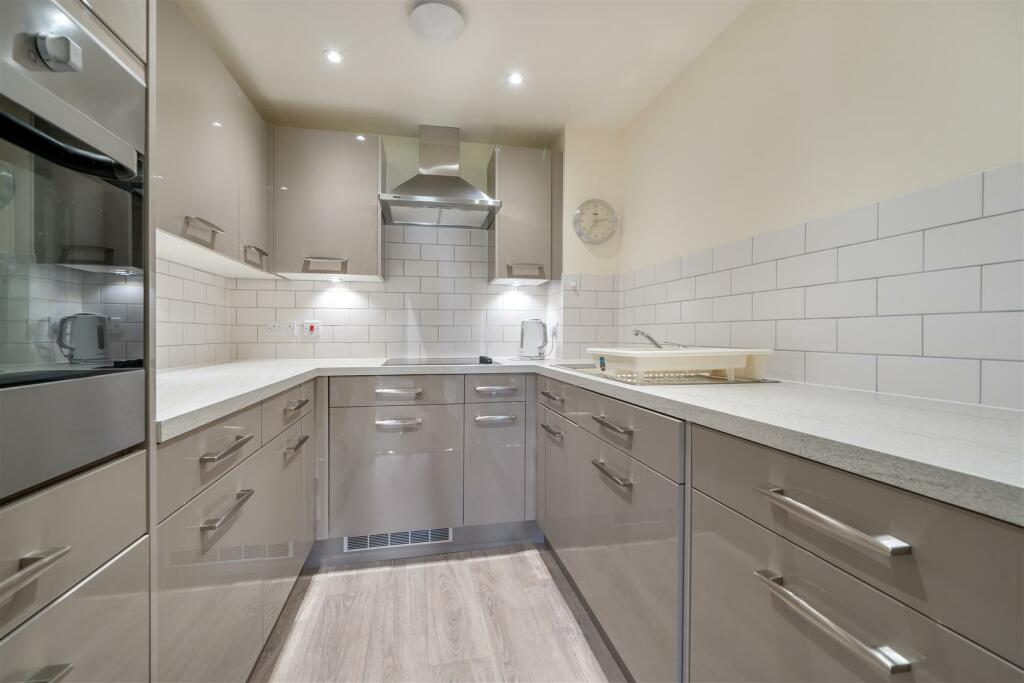Additional image 5 of Woolmans Lodge, Shirley, Solihull