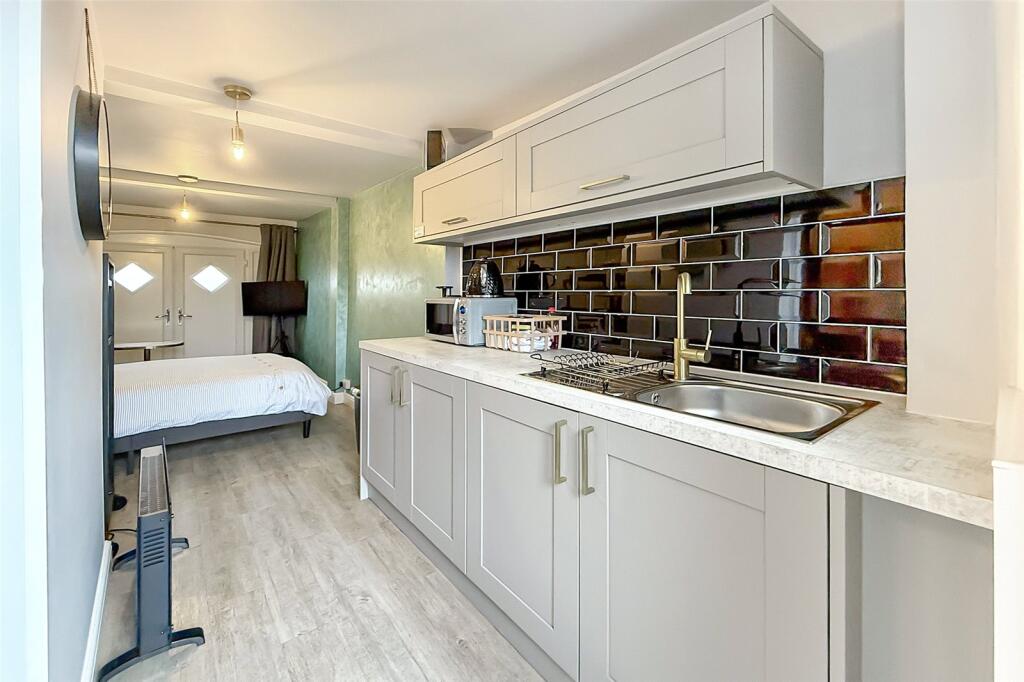 Additional image 24 of Cornwall Road, Littlehampton, West Sussex