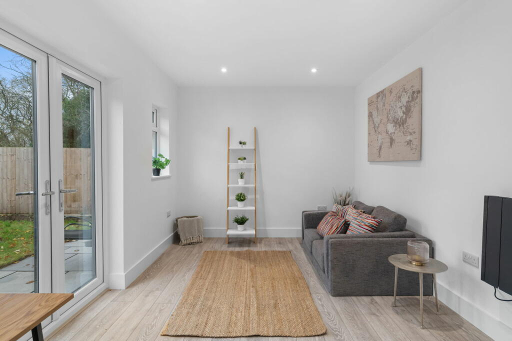 Additional image 21 of West Drive, Highfields Caldecote, Cambridge