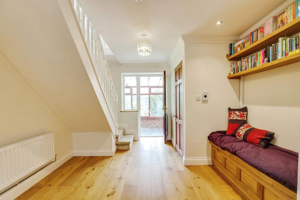 Additional image 4 of Glebeland Cottages, Gwaelod-Y-Garth, Cardiff