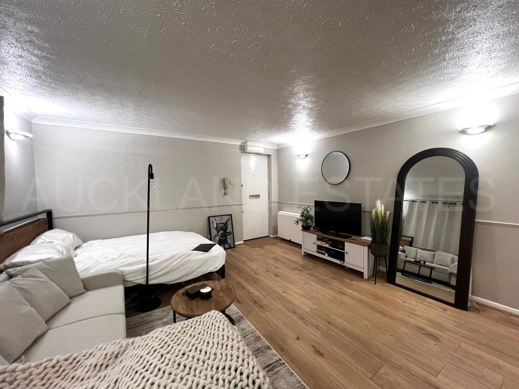 Additional image 4 of Nash Close, Welham Green