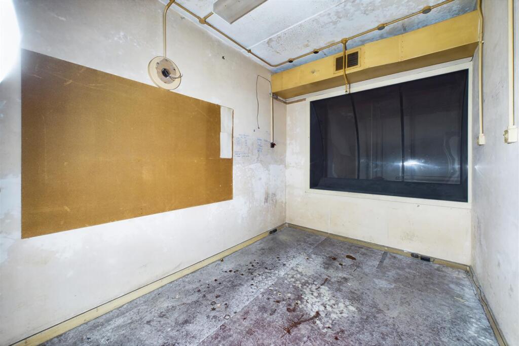 Additional image 27 of GRADE II LISTED BUNKER | BRISLINGTON