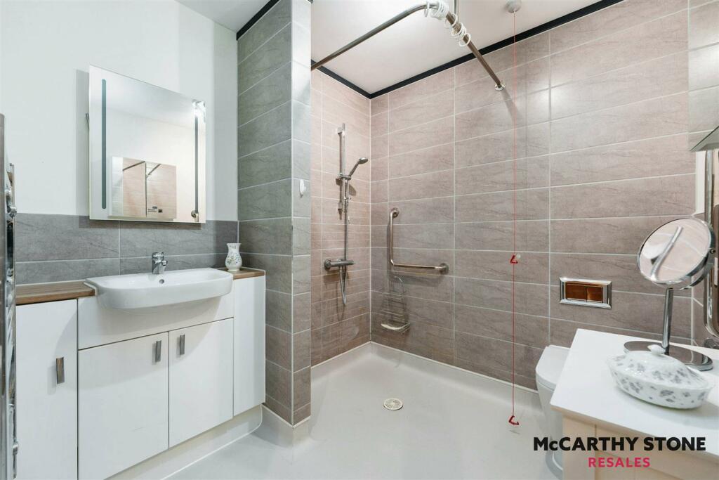 Additional image 13 of Roslyn Court, Lisle Lane, Ely, Cambridgeshire, CB7 4FA