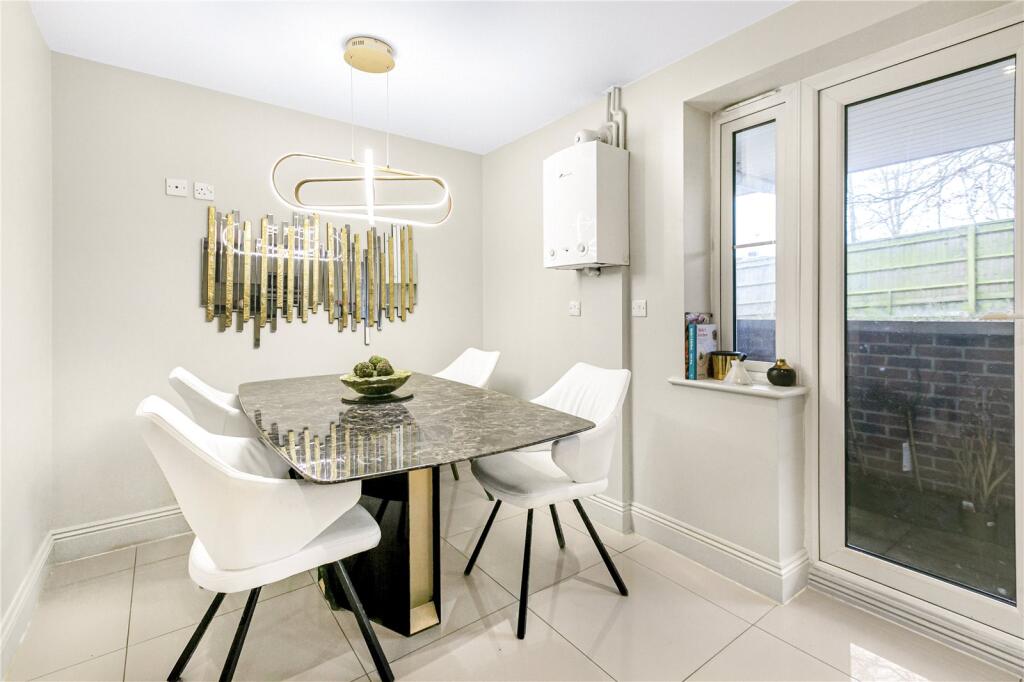 Additional image 16 of Green Close, Brookmans Park, Hertfordshire, AL9